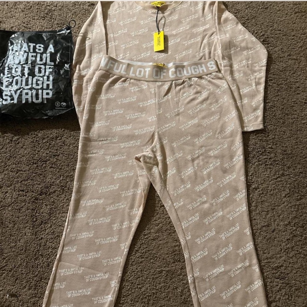 That’s A Awful Lot Of Cough Syrup Thermal Set